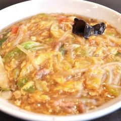 もやしと玉子の塩味あんかけラーメン