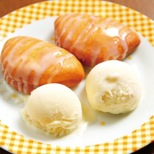 あげぱんの練乳がけwithバニラアイス