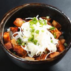 ミニチャーシュー丼