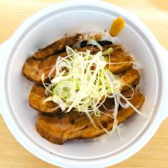 角煮丼（普通盛）※税別