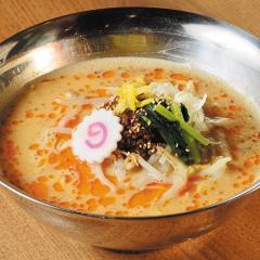 越の鶏みそ担々麺