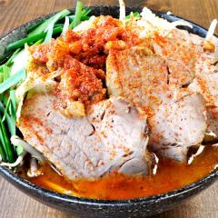 辛いチャーシューメン