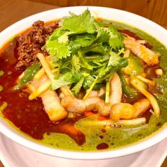 グリーンペッパー担々麺